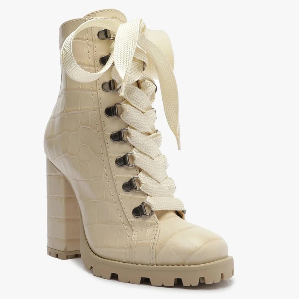SCHUTZ Zhara Crocodile Embossed Leather Lug Sole Ankle Booties Size 5